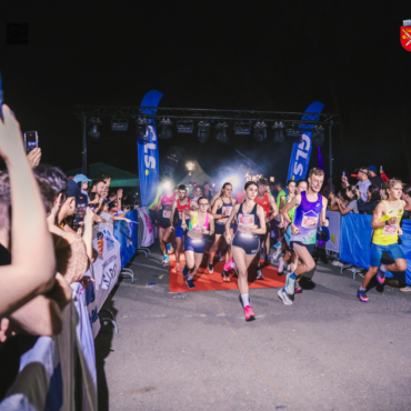 Sibiul a alergat sub stele: 686 de participanți la Night Cross Challenge